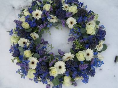 Large Blue & White Wreath
